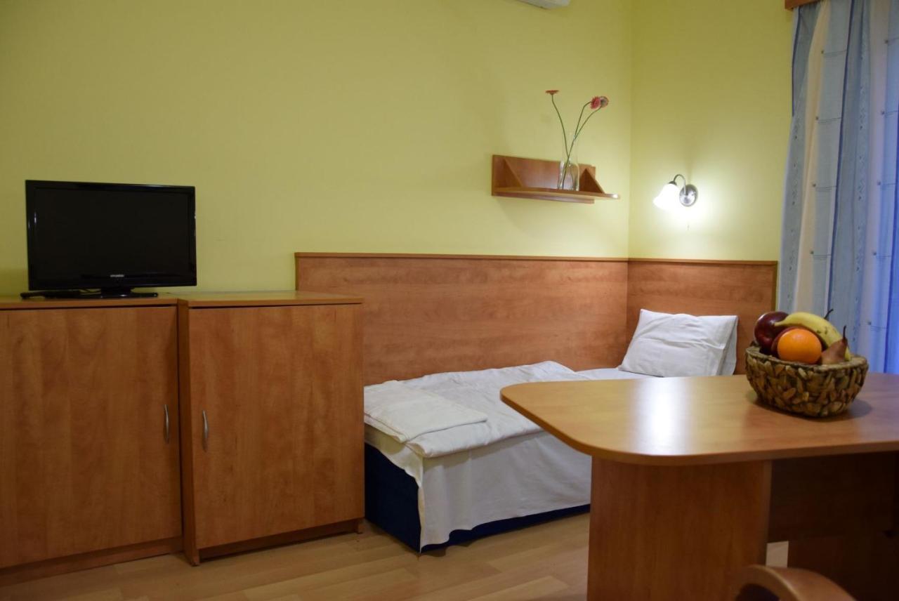 Zoeld Zona Zamardi Ueduelo Bed & Breakfast Bagian luar foto
