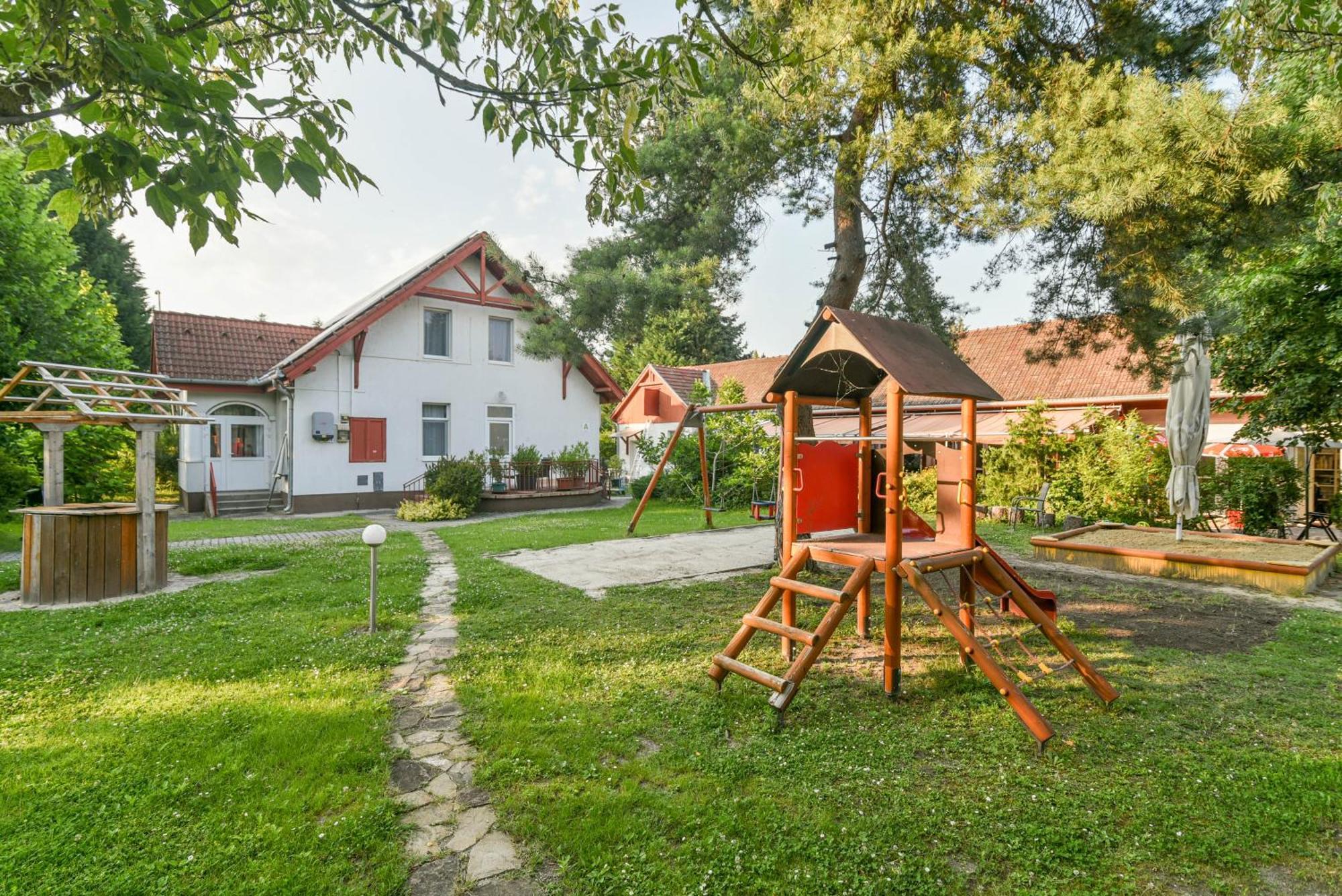 Zoeld Zona Zamardi Ueduelo Bed & Breakfast Bagian luar foto